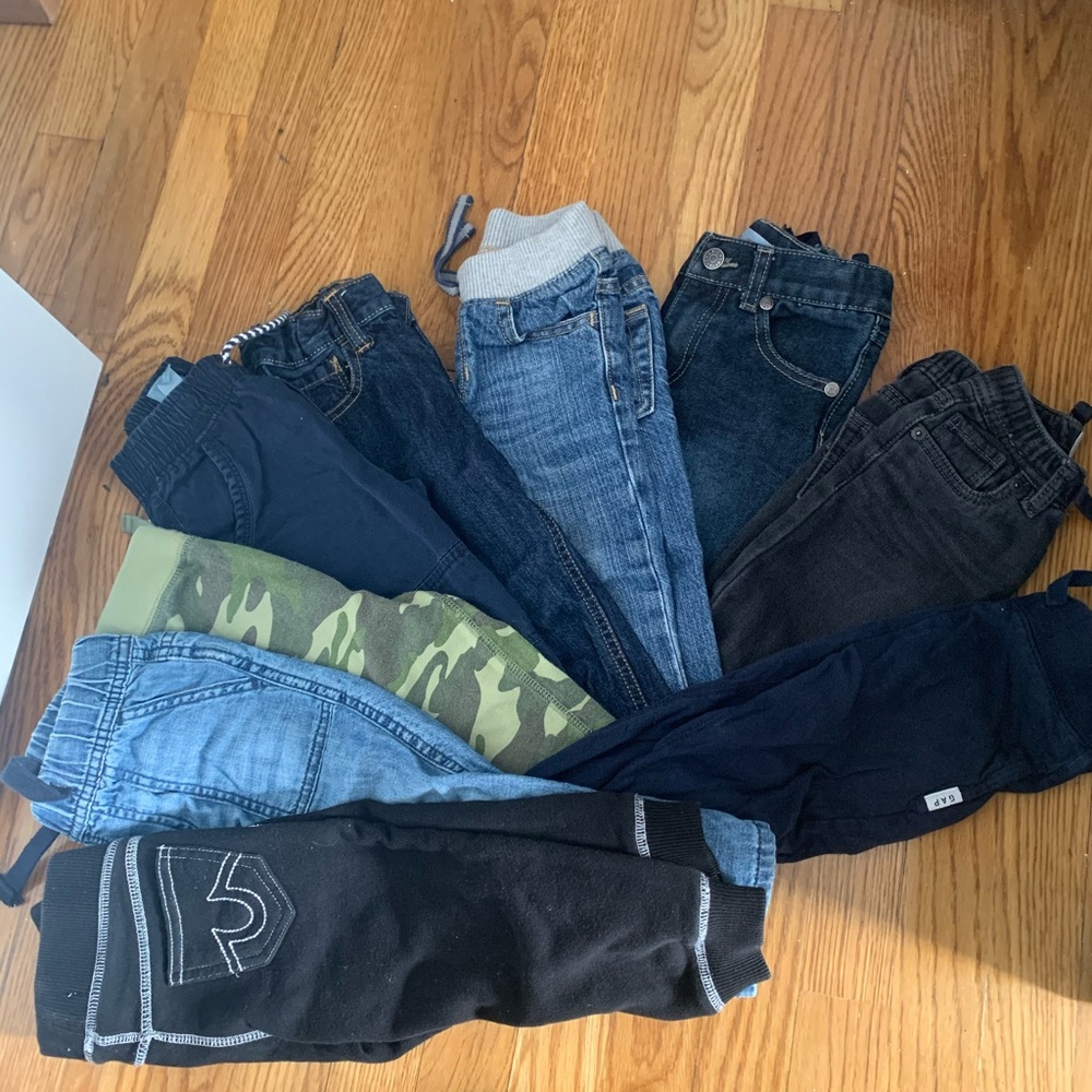 Lot of 2T pants and Jeans